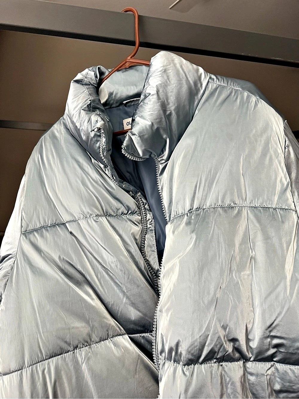 Old Navy Water-Resistant Shiny Puffer Jacket Silver Blue XL